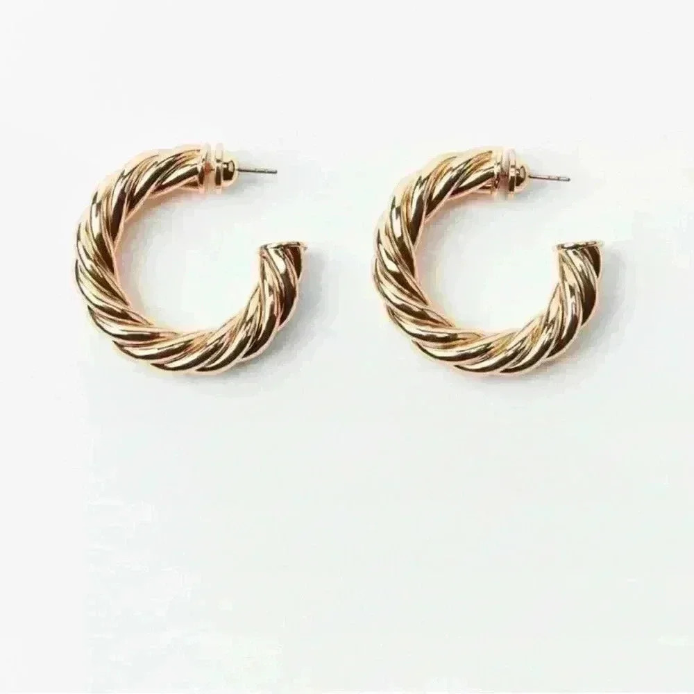 🔥🔥zara hoops earrings